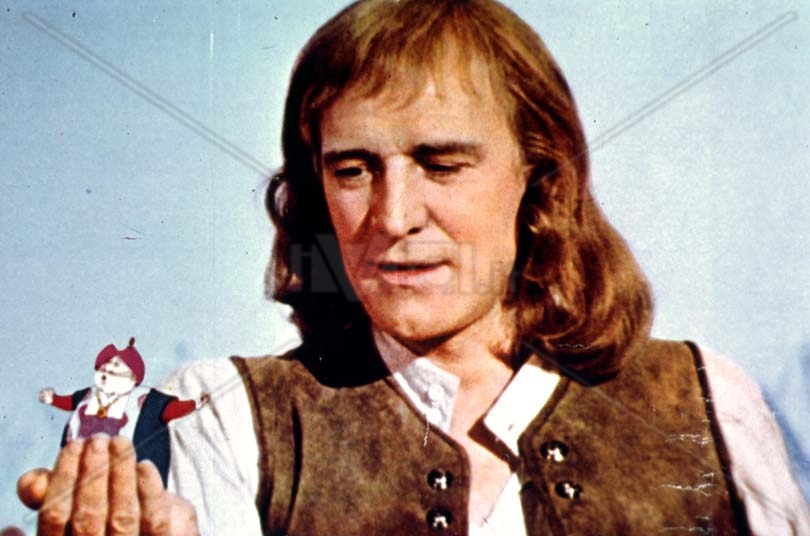 Richard Harris, el actor principal en "Viajes de Gulliver", filme de 1977.